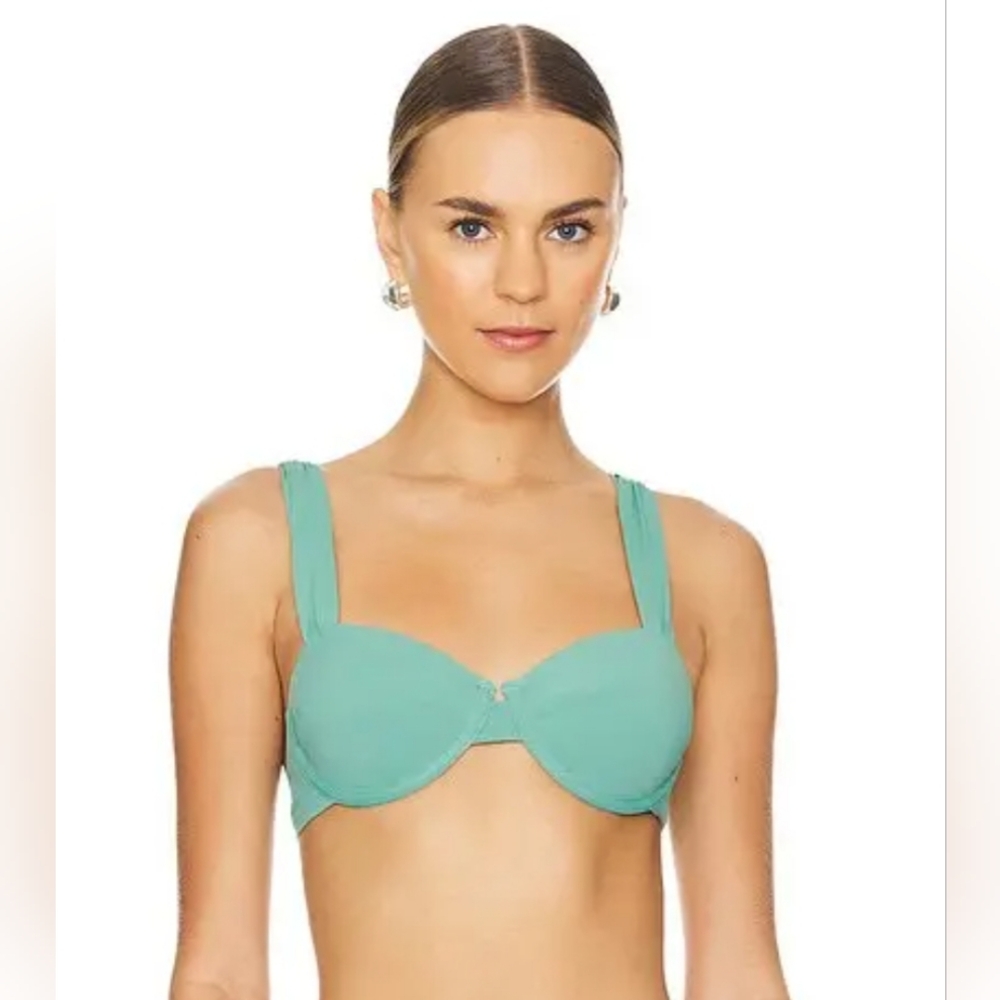 NWT Riot swim Nuor  bikini top Seafoam Xs